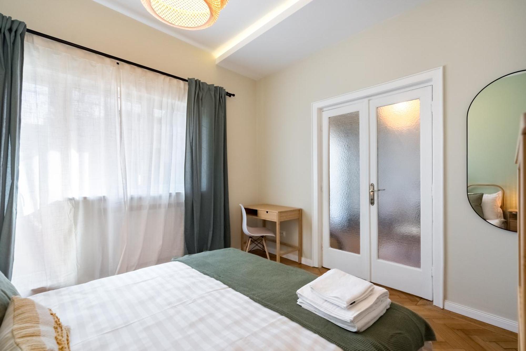 Urban Dream Studio With City Views & Comfort 부쿠레슈티 외부 사진